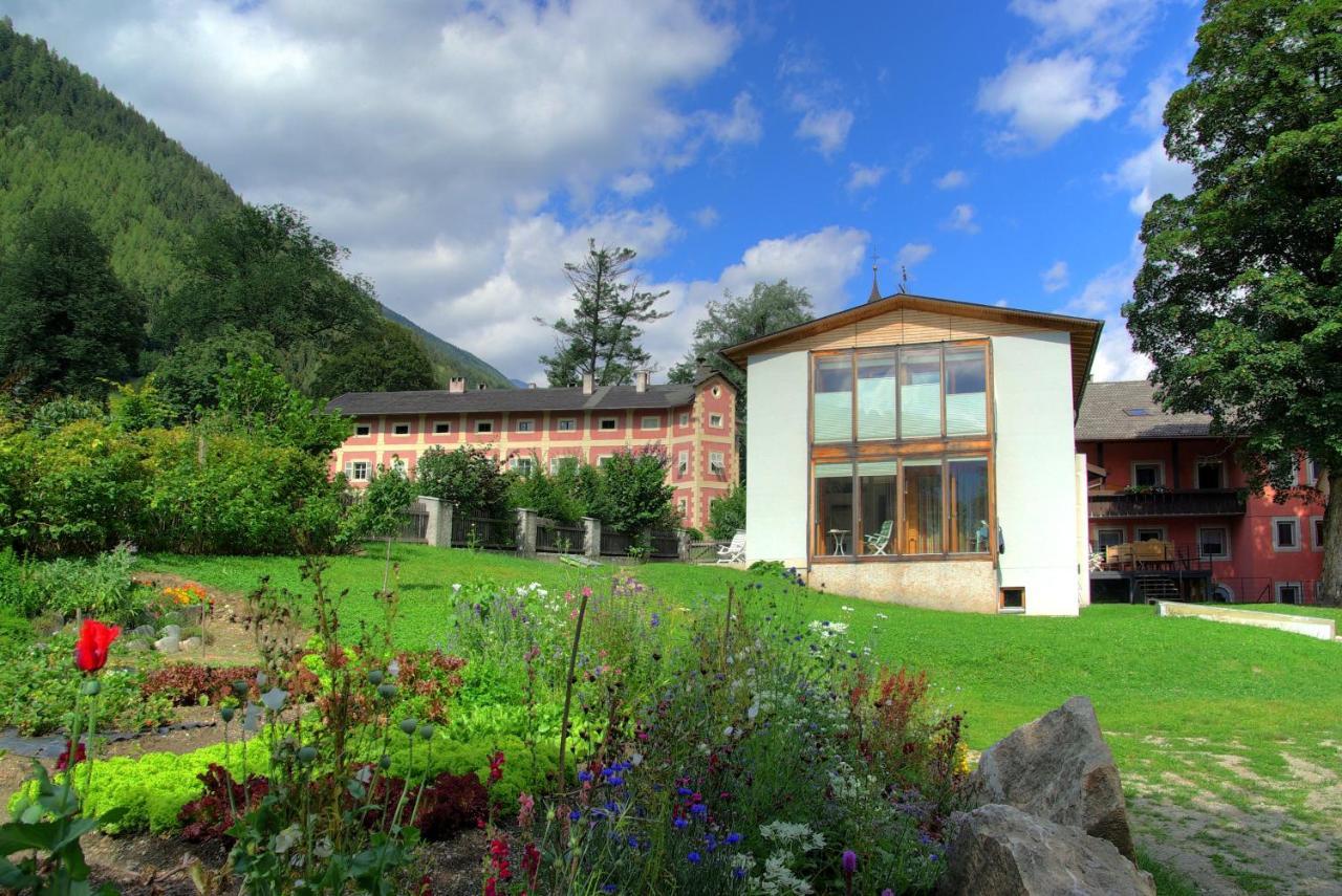Steinhauswirt 3* Cadipietra
